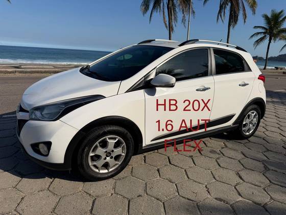 HYUNDAI HB20 1.6 PREMIUM 16V FLEX 4P AUTOMÁTICO HYUNDAI HB20 1.6 PREMIUM 16V FLEX 4P AUTOMÁTICO